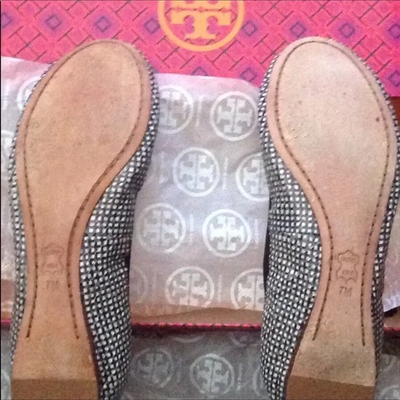 Tory Burch Caroline Flats - Picture 4 of 4